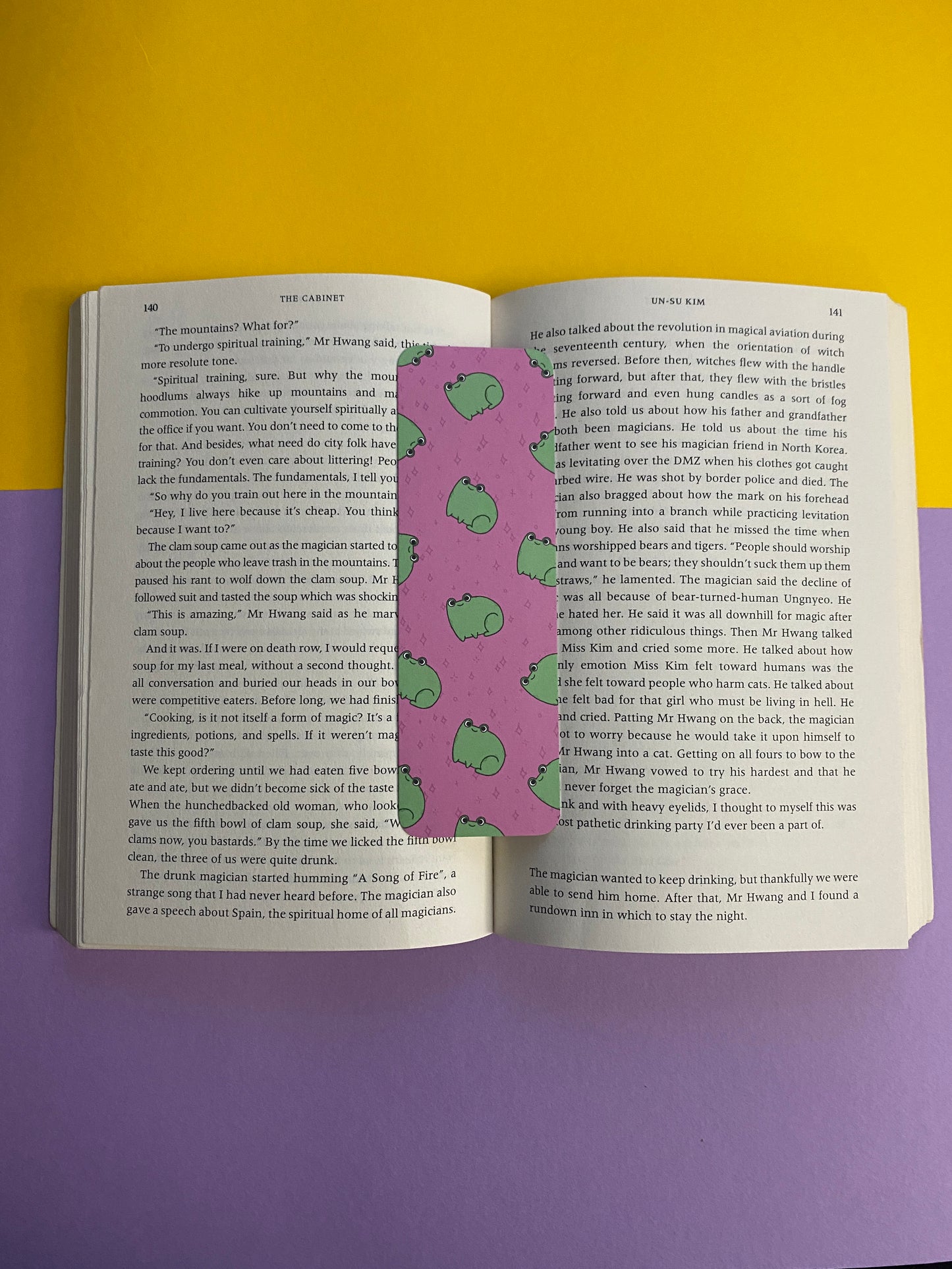 Frog bookmark