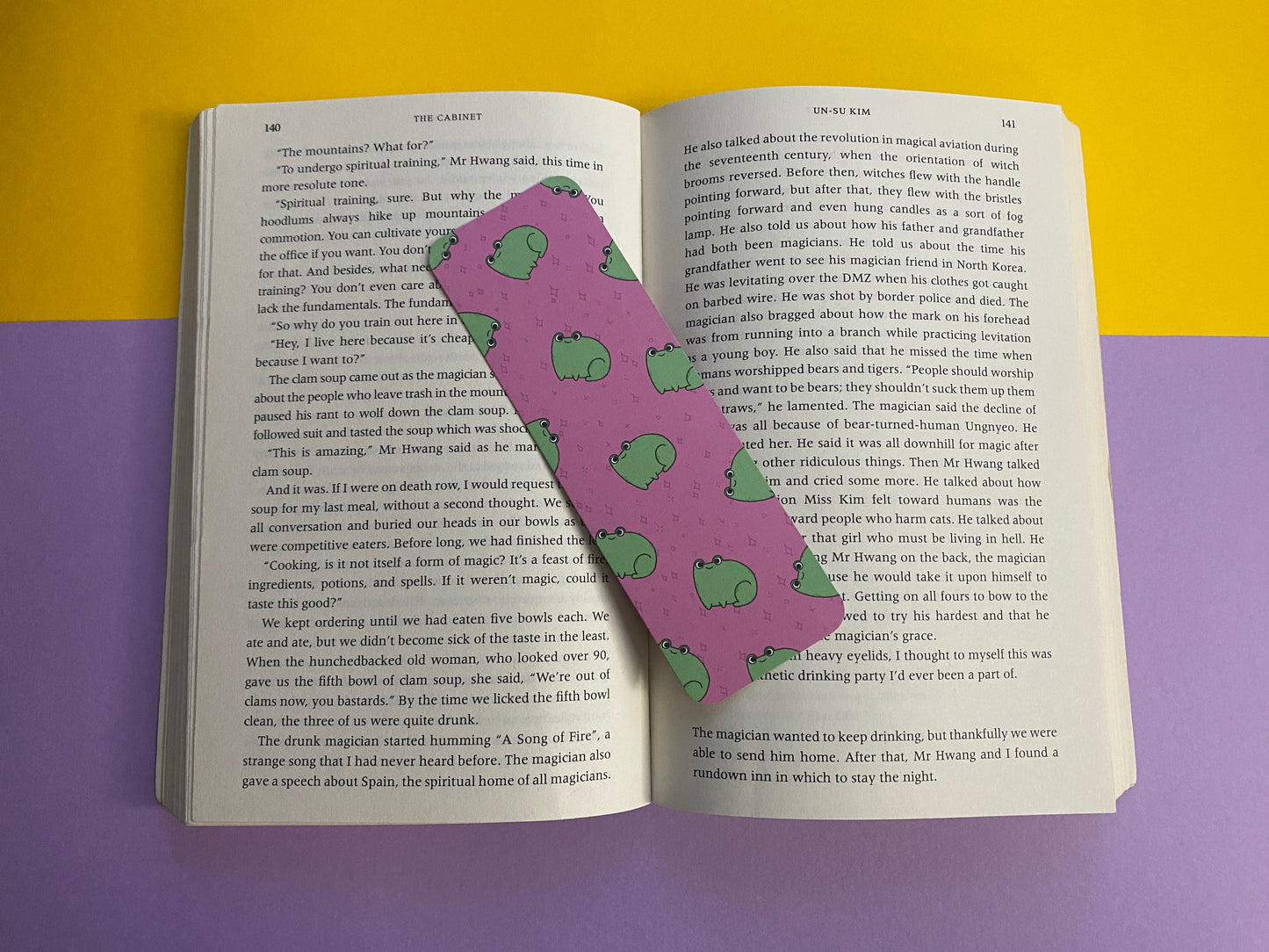 Frog bookmark