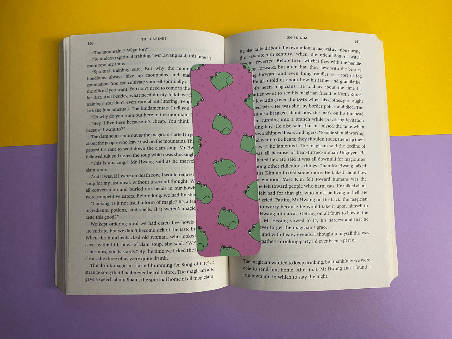 Frog bookmark